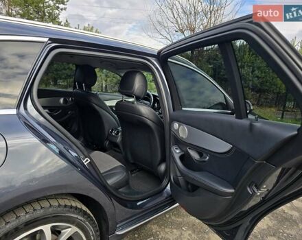 Сірий Мерседес Ц-Клас, об'ємом двигуна 1.99 л та пробігом 289 тис. км за 18699 $, фото 46 на Automoto.ua