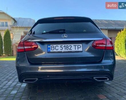 Сірий Мерседес Ц-Клас, об'ємом двигуна 2.14 л та пробігом 285 тис. км за 18900 $, фото 24 на Automoto.ua