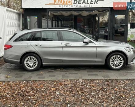 Серый Мерседес Ц-Класс, объемом двигателя 2.14 л и пробегом 290 тыс. км за 13500 $, фото 11 на Automoto.ua