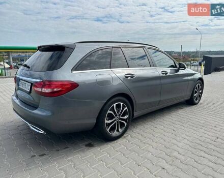 Сірий Мерседес Ц-Клас, об'ємом двигуна 2.14 л та пробігом 297 тис. км за 15950 $, фото 3 на Automoto.ua