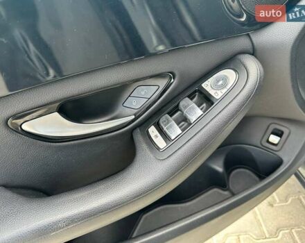 Сірий Мерседес Ц-Клас, об'ємом двигуна 2.14 л та пробігом 297 тис. км за 15950 $, фото 19 на Automoto.ua