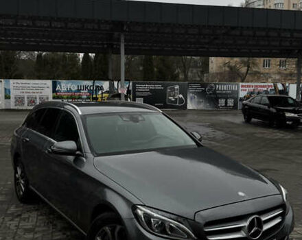 Сірий Мерседес Ц-Клас, об'ємом двигуна 2.14 л та пробігом 225 тис. км за 17777 $, фото 5 на Automoto.ua