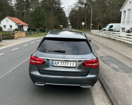 Сірий Мерседес Ц-Клас, об'ємом двигуна 2.14 л та пробігом 237 тис. км за 18400 $, фото 1 на Automoto.ua