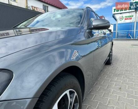 Сірий Мерседес Ц-Клас, об'ємом двигуна 2.14 л та пробігом 297 тис. км за 15950 $, фото 6 на Automoto.ua