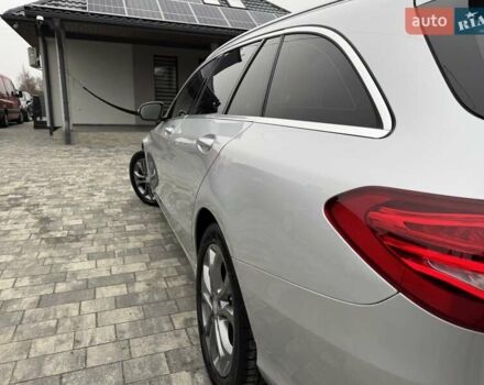 Серый Мерседес Ц-Класс, объемом двигателя 1.6 л и пробегом 170 тыс. км за 17900 $, фото 69 на Automoto.ua