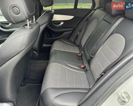 Серый Мерседес Ц-Класс, объемом двигателя 1.6 л и пробегом 170 тыс. км за 17900 $, фото 38 на Automoto.ua