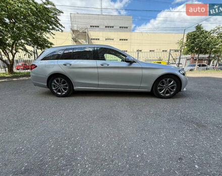 Сірий Мерседес Ц-Клас, об'ємом двигуна 2.14 л та пробігом 221 тис. км за 18500 $, фото 1 на Automoto.ua