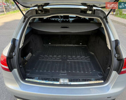 Сірий Мерседес Ц-Клас, об'ємом двигуна 2.14 л та пробігом 221 тис. км за 19500 $, фото 4 на Automoto.ua