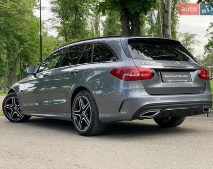 Сірий Мерседес Ц-Клас, об'ємом двигуна 2 л та пробігом 179 тис. км за 26900 $, фото 2 на Automoto.ua