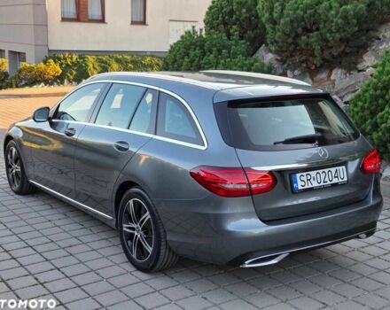 Серый Мерседес Ц-Класс, объемом двигателя 1.6 л и пробегом 325 тыс. км за 19838 $, фото 3 на Automoto.ua