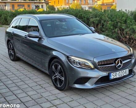 Серый Мерседес Ц-Класс, объемом двигателя 1.6 л и пробегом 325 тыс. км за 19838 $, фото 1 на Automoto.ua
