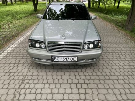 Мерседес Ц-Класс 1994 в Жовкве на Automoto.ua Серый Мерседес Ц-Класс, объемом двигателя 1.8 л и пробегом 287 тыс. км за 4000 $, фото 1 на Automoto.ua
