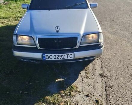 Серый Мерседес Ц-Класс, объемом двигателя 1.8 л и пробегом 612 тыс. км за 1800 $, фото 1 на Automoto.ua