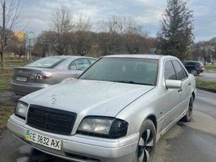 Сірий Мерседес Ц-Клас, об'ємом двигуна 1.8 л та пробігом 400 тис. км за 1450 $, фото 1 на Automoto.ua