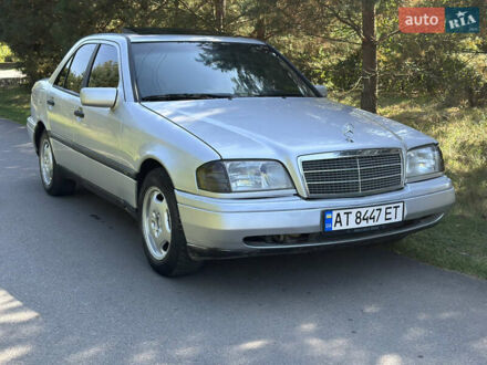Мерседес Ц-Клас 1996 у Івано-Франківську на Automoto.ua Сірий Мерседес Ц-Клас, об'ємом двигуна 1.8 л та пробігом 390 тис. км за 2000 $, фото 1 на Automoto.ua