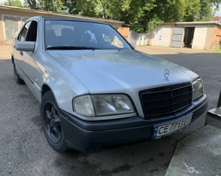 Мерседес Ц-Клас 1996 у Чернівцях на Automoto.ua Сірий Мерседес Ц-Клас, об'ємом двигуна 1.8 л та пробігом 110 тис. км за 1500 $, фото 1 на Automoto.ua