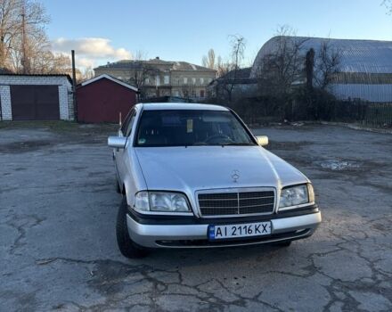 Серый Мерседес Ц-Класс, объемом двигателя 2.2 л и пробегом 360 тыс. км за 2500 $, фото 1 на Automoto.ua
