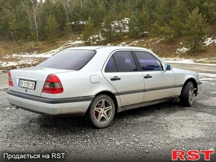 Мерседес Ц-Класс 1997 в Изяслве на Automoto.ua Серый Мерседес Ц-Класс, объемом двигателя 1.8 л и пробегом 0 тыс. км за 2200 $, фото 1 на Automoto.ua