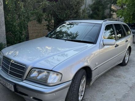 Мерседес Ц-Клас 1998 у Кропивницькому (Кіровограді) на Automoto.ua Сірий Мерседес Ц-Клас, об'ємом двигуна 2.4 л та пробігом 50 тис. км за 4200 $, фото 1 на Automoto.ua