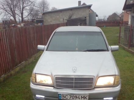 Серый Мерседес Ц-Класс, объемом двигателя 1.8 л и пробегом 3 тыс. км за 3000 $, фото 1 на Automoto.ua