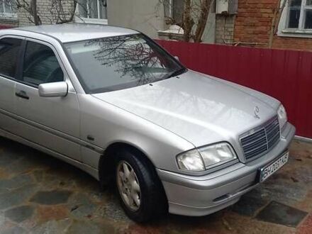 Серый Мерседес Ц-Класс, объемом двигателя 1.8 л и пробегом 50 тыс. км за 3550 $, фото 1 на Automoto.ua