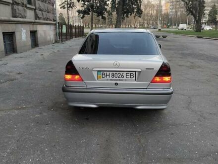 Мерседес Ц-Класс 1999 в Одессе на Automoto.ua Серый Мерседес Ц-Класс, объемом двигателя 1.8 л и пробегом 505 тыс. км за 3000 $, фото 1 на Automoto.ua