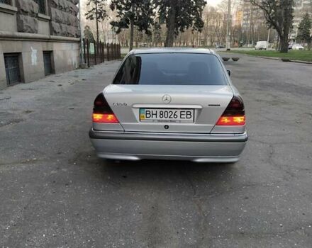 Сірий Мерседес Ц-Клас, об'ємом двигуна 1.8 л та пробігом 505 тис. км за 3000 $, фото 1 на Automoto.ua
