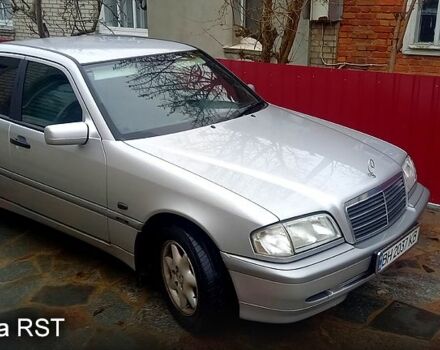 Серый Мерседес Ц-Класс, объемом двигателя 1.8 л и пробегом 5000 тыс. км за 3550 $, фото 1 на Automoto.ua