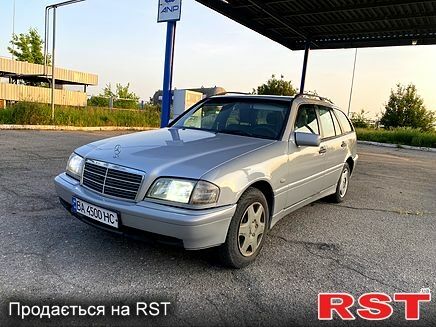 Мерседес Ц-Класс 2000 в Кропивницком (Кировограде) на Automoto.ua Серый Мерседес Ц-Класс, объемом двигателя 2.1 л и пробегом 250 тыс. км за 2999 $, фото 1 на Automoto.ua