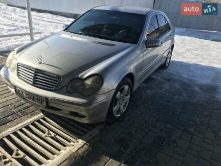 Мерседес Ц-Класс 2000 в Хмельницком на Automoto.ua Серый Мерседес Ц-Класс, объемом двигателя 2.6 л и пробегом 235 тыс. км за 4900 $, фото 1 на Automoto.ua
