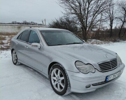 Серый Мерседес Ц-Класс, объемом двигателя 2.1 л и пробегом 402 тыс. км за 4200 $, фото 1 на Automoto.ua