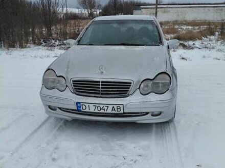 Сірий Мерседес Ц-Клас, об'ємом двигуна 2.15 л та пробігом 402 тис. км за 4500 $, фото 1 на Automoto.ua