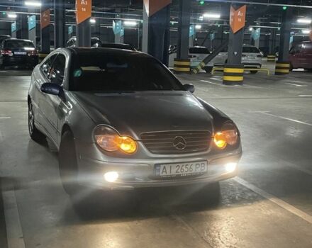 Сірий Мерседес Ц-Клас, об'ємом двигуна 2.3 л та пробігом 334 тис. км за 5000 $, фото 1 на Automoto.ua