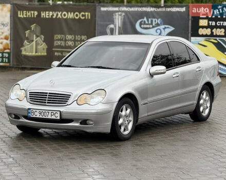 Сірий Мерседес Ц-Клас, об'ємом двигуна 2 л та пробігом 338 тис. км за 3850 $, фото 1 на Automoto.ua