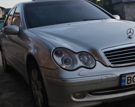 Серый Мерседес Ц-Класс, объемом двигателя 2.1 л и пробегом 450 тыс. км за 2950 $, фото 1 на Automoto.ua