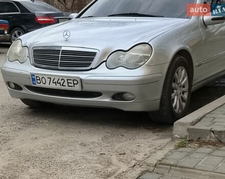 Серый Мерседес Ц-Класс, объемом двигателя 2.6 л и пробегом 258 тыс. км за 4100 $, фото 1 на Automoto.ua