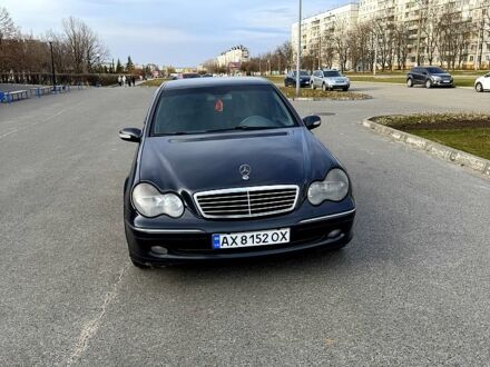 Сірий Мерседес Ц-Клас, об'ємом двигуна 2.7 л та пробігом 400 тис. км за 4000 $, фото 1 на Automoto.ua