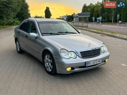 Сірий Мерседес Ц-Клас, об'ємом двигуна 2.7 л та пробігом 386 тис. км за 4800 $, фото 1 на Automoto.ua