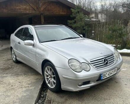 Сірий Мерседес Ц-Клас, об'ємом двигуна 2.2 л та пробігом 340 тис. км за 5300 $, фото 1 на Automoto.ua
