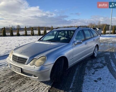 Серый Мерседес Ц-Класс, объемом двигателя 2.7 л и пробегом 317 тыс. км за 5300 $, фото 1 на Automoto.ua