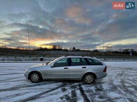 Сірий Мерседес Ц-Клас, об'ємом двигуна 2.1 л та пробігом 463 тис. км за 4300 $, фото 1 на Automoto.ua