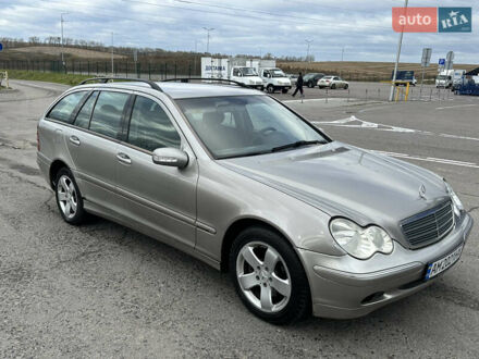 Серый Мерседес Ц-Класс, объемом двигателя 2.69 л и пробегом 500 тыс. км за 3550 $, фото 1 на Automoto.ua