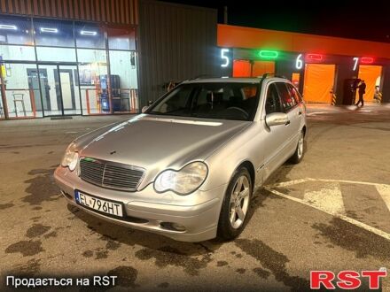 Сірий Мерседес Ц-Клас, об'ємом двигуна 2.2 л та пробігом 305 тис. км за 2350 $, фото 1 на Automoto.ua