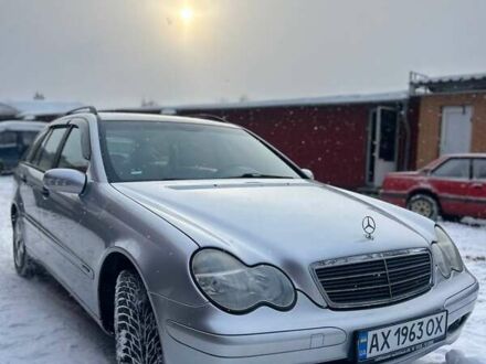 Серый Мерседес Ц-Класс, объемом двигателя 1.8 л и пробегом 260 тыс. км за 5999 $, фото 1 на Automoto.ua