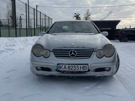 Серый Мерседес Ц-Класс, объемом двигателя 1.8 л и пробегом 283 тыс. км за 4200 $, фото 1 на Automoto.ua