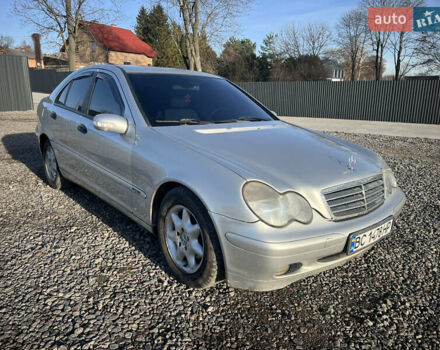 Серый Мерседес Ц-Класс, объемом двигателя 2.2 л и пробегом 340 тыс. км за 4400 $, фото 1 на Automoto.ua
