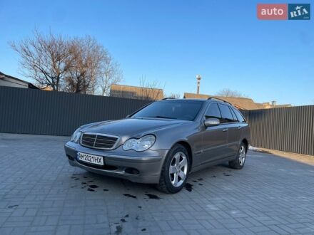 Сірий Мерседес Ц-Клас, об'ємом двигуна 2.7 л та пробігом 508 тис. км за 4400 $, фото 1 на Automoto.ua