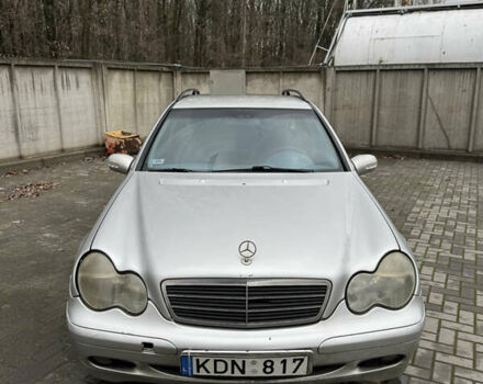 Серый Мерседес Ц-Класс, объемом двигателя 2.2 л и пробегом 260 тыс. км за 2500 $, фото 1 на Automoto.ua