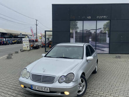 Серый Мерседес Ц-Класс, объемом двигателя 2.2 л и пробегом 529 тыс. км за 4500 $, фото 1 на Automoto.ua