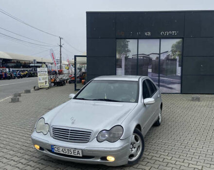 Серый Мерседес Ц-Класс, объемом двигателя 2.2 л и пробегом 529 тыс. км за 4500 $, фото 1 на Automoto.ua